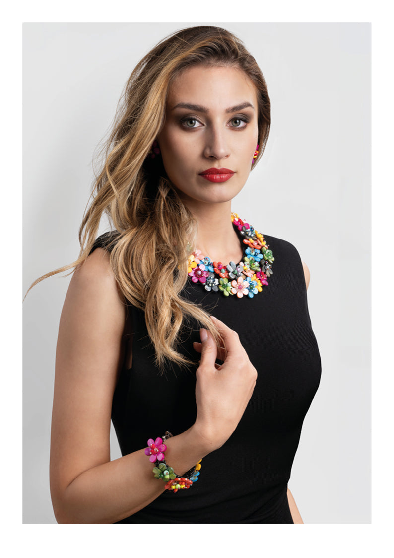 BRACCIALE CON MADREPERLA E CRISTALLI