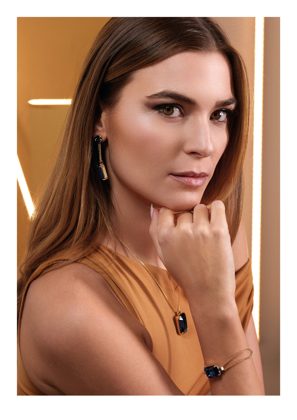 ORECCHINI PLACCATI ORO CON CRISTALLI
