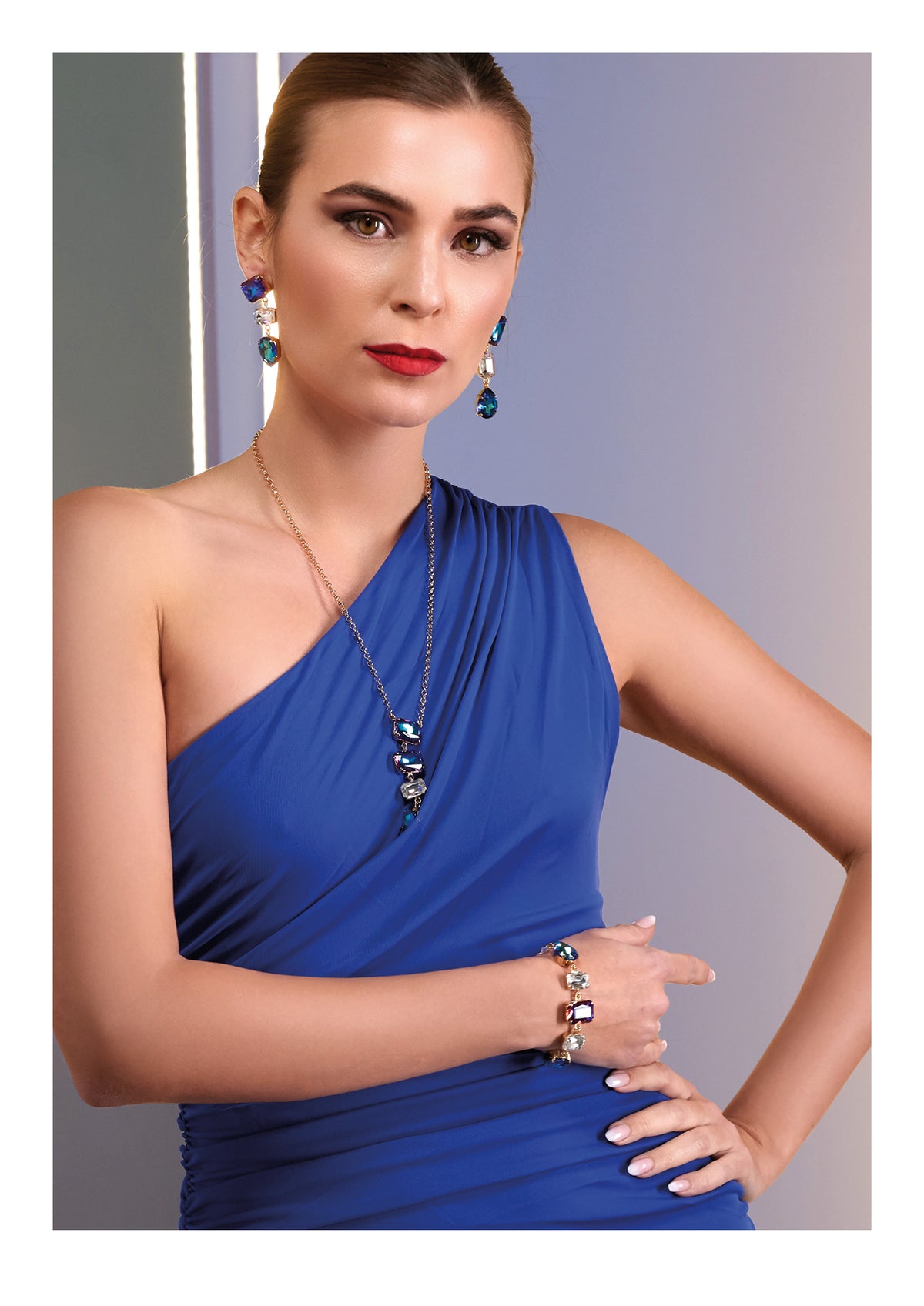COLLANA PLACCATA ORO CON CRISTALLI