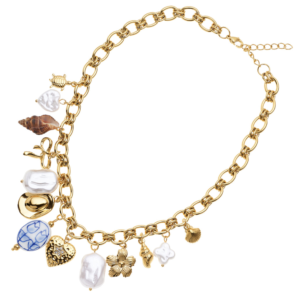COLLANA DORATA CON PERLE CONCHIGLIA E PORCELLA
