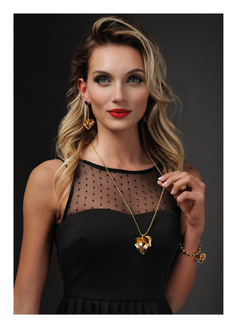 COLLANA DORATA CON PERLE